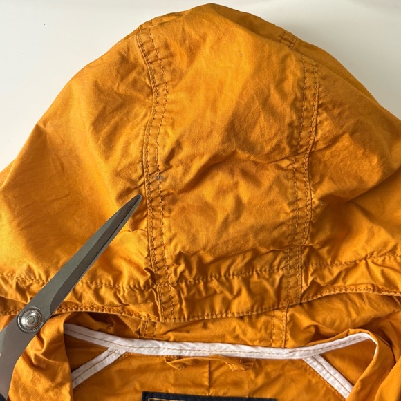 Woolrich Mustard Hooded Jacket Size Medium - Picture 9 of 10